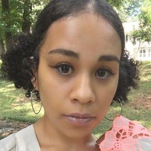 Meet your Posher, Yashira